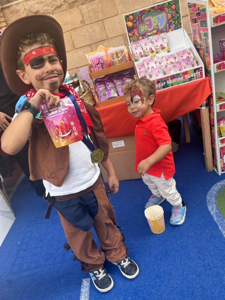 Happy customers happy moments (18)